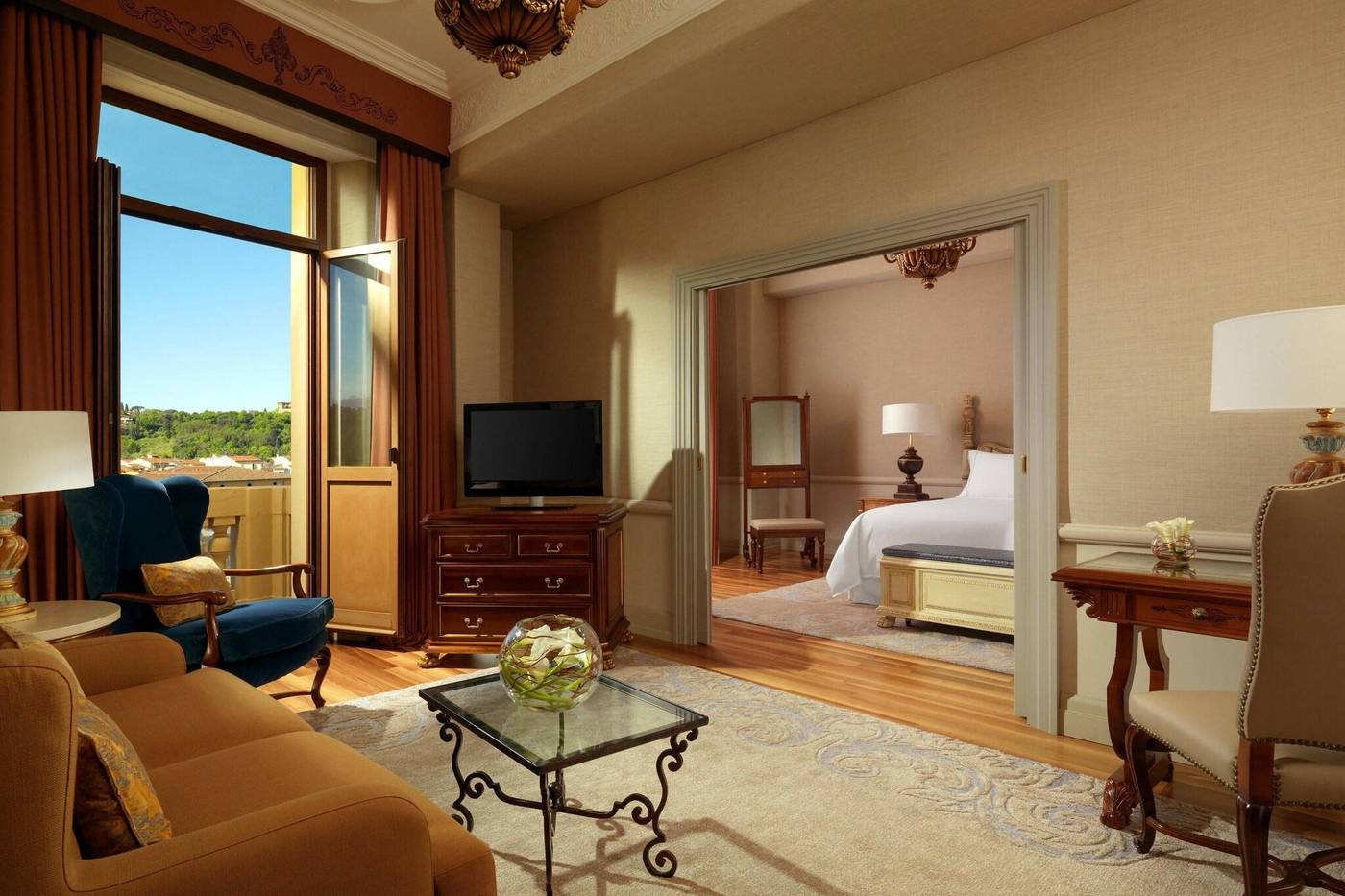 The-Westin-Excelsior-Room-37