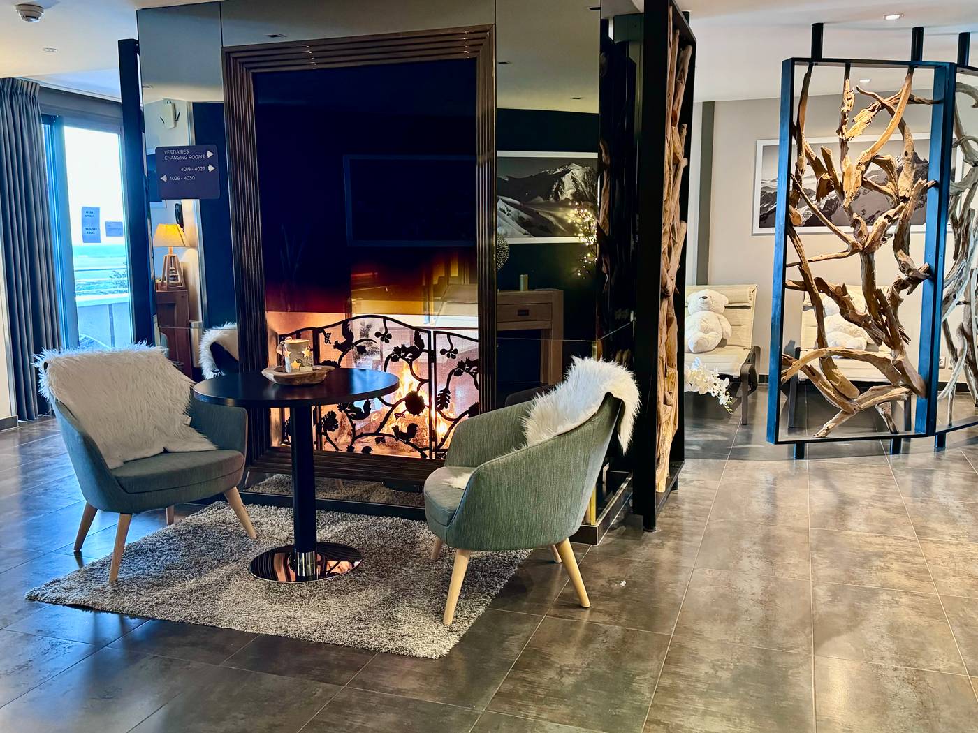 Hotel-Everness--Signature-Collection-Sports-and-Entertainment-9