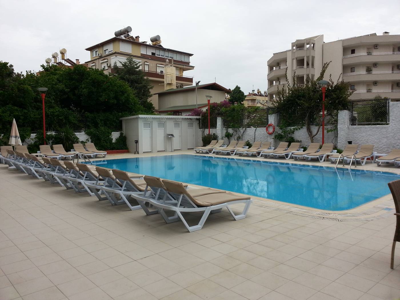 Sealine-Hotel-Pool-4