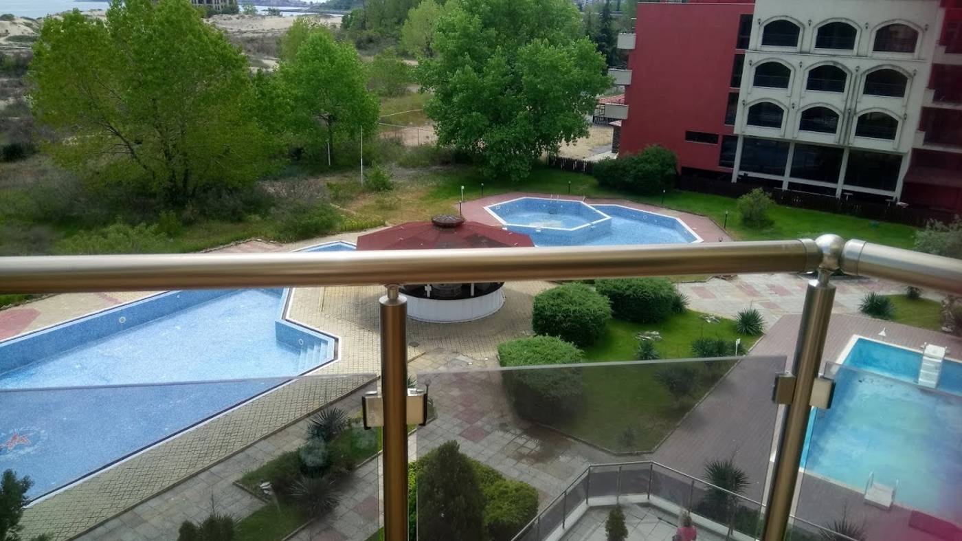 Amfibia-Beach-Complex-Pool-13