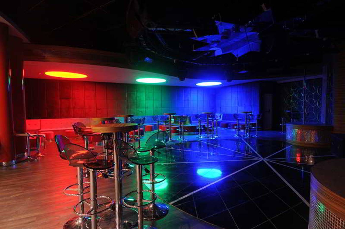 Gold-Island-Hotel-Bar-46