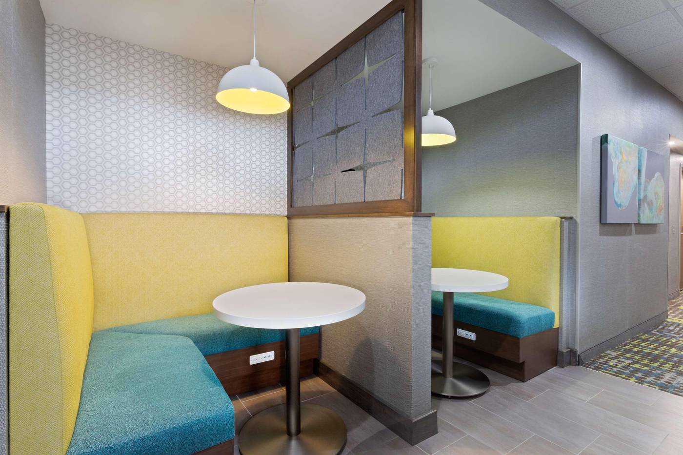 Hampton Inn & Suites Orlando Intl Dr N-United States-ORLANDO-Lobby-7