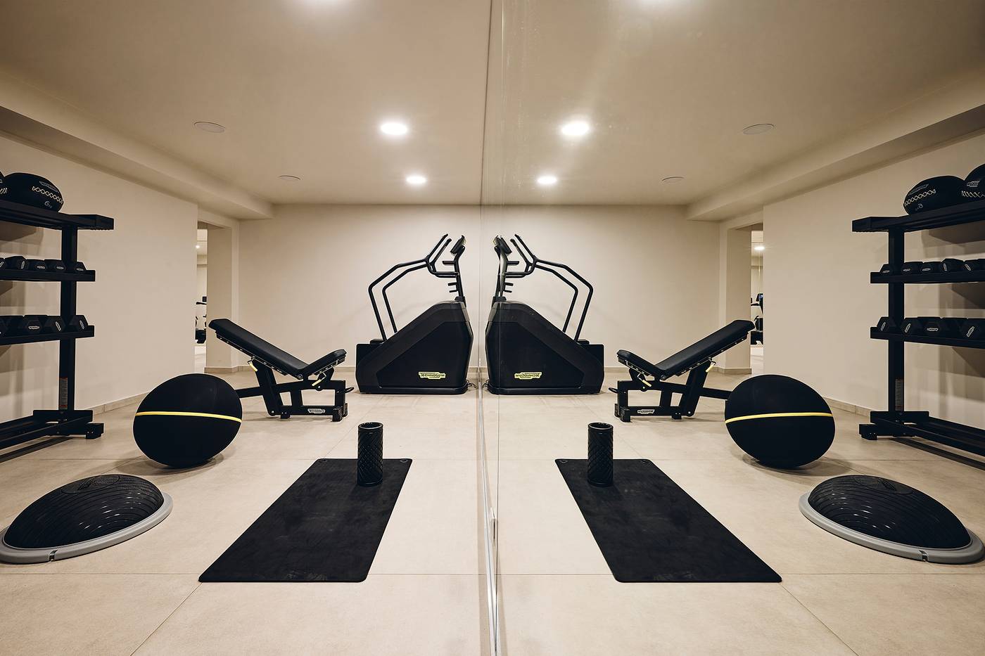 Amazon-Mykonos-Resort---Spa-Sports-and-Entertainment-61