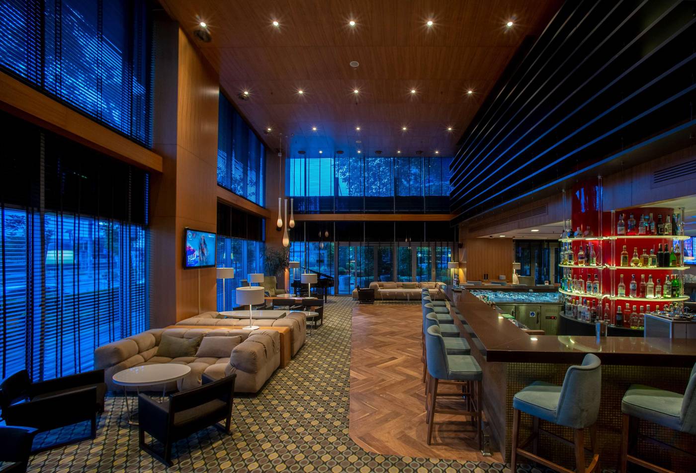 DoubleTree-by-Hilton-Hotel-Istanbul---Moda-Bar-19