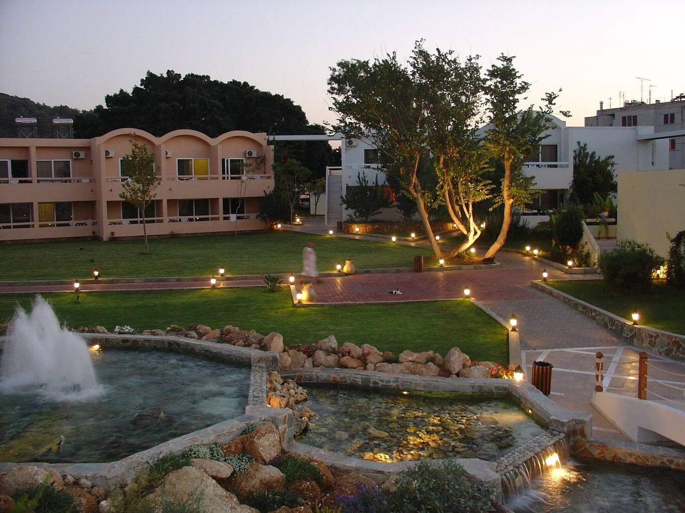 Avra-Beach-Resort-Hotel---Bungalows-Terrace-15