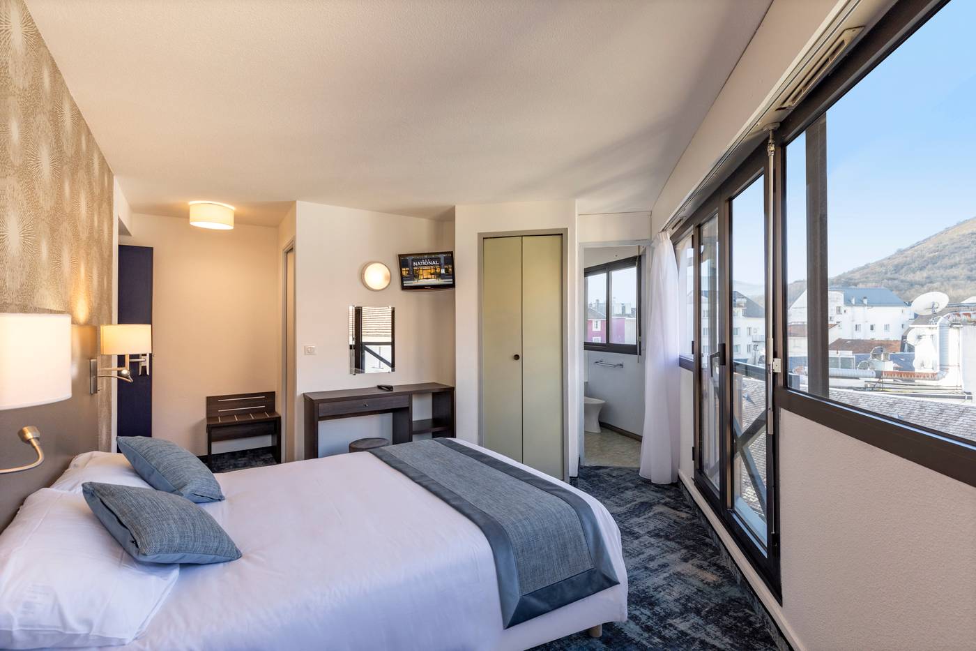 National-France-Lourdes-Room-8