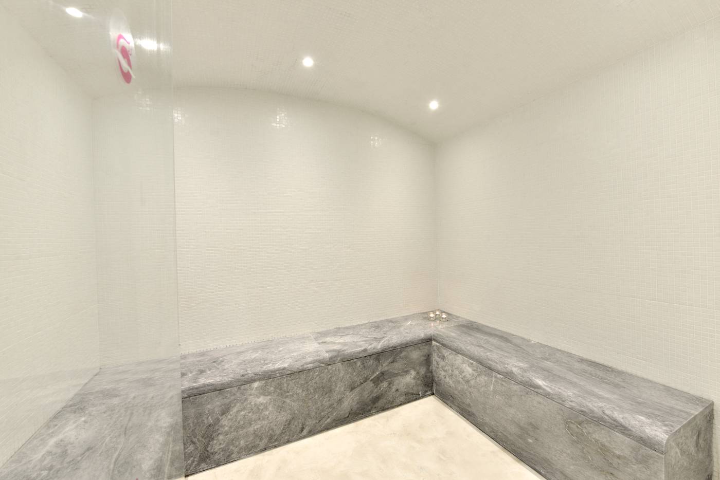 Napa-Mermaid-Hotel-Sports-and-Entertainment-70