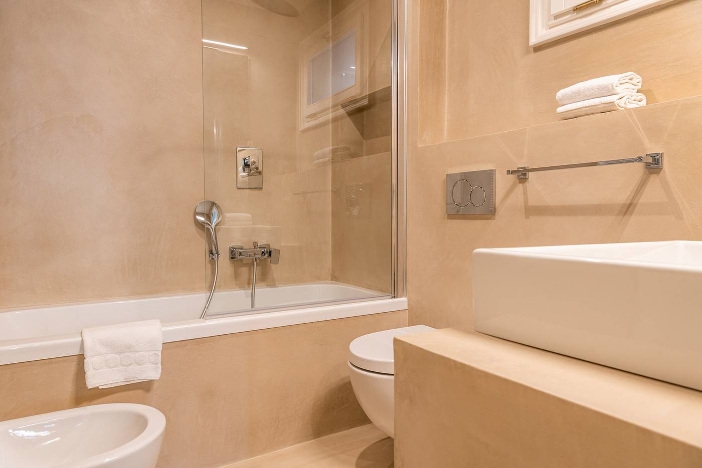 Ca--Maria-Adele-Room-52