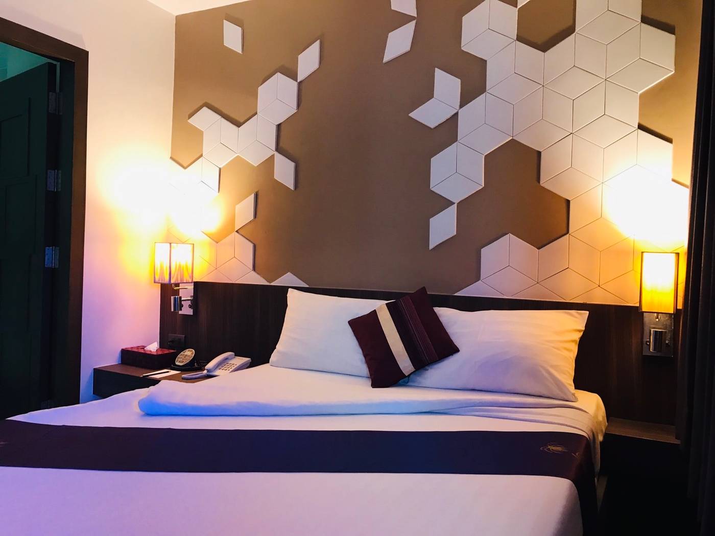 Paradiso-Boutique-Suites-Room-5