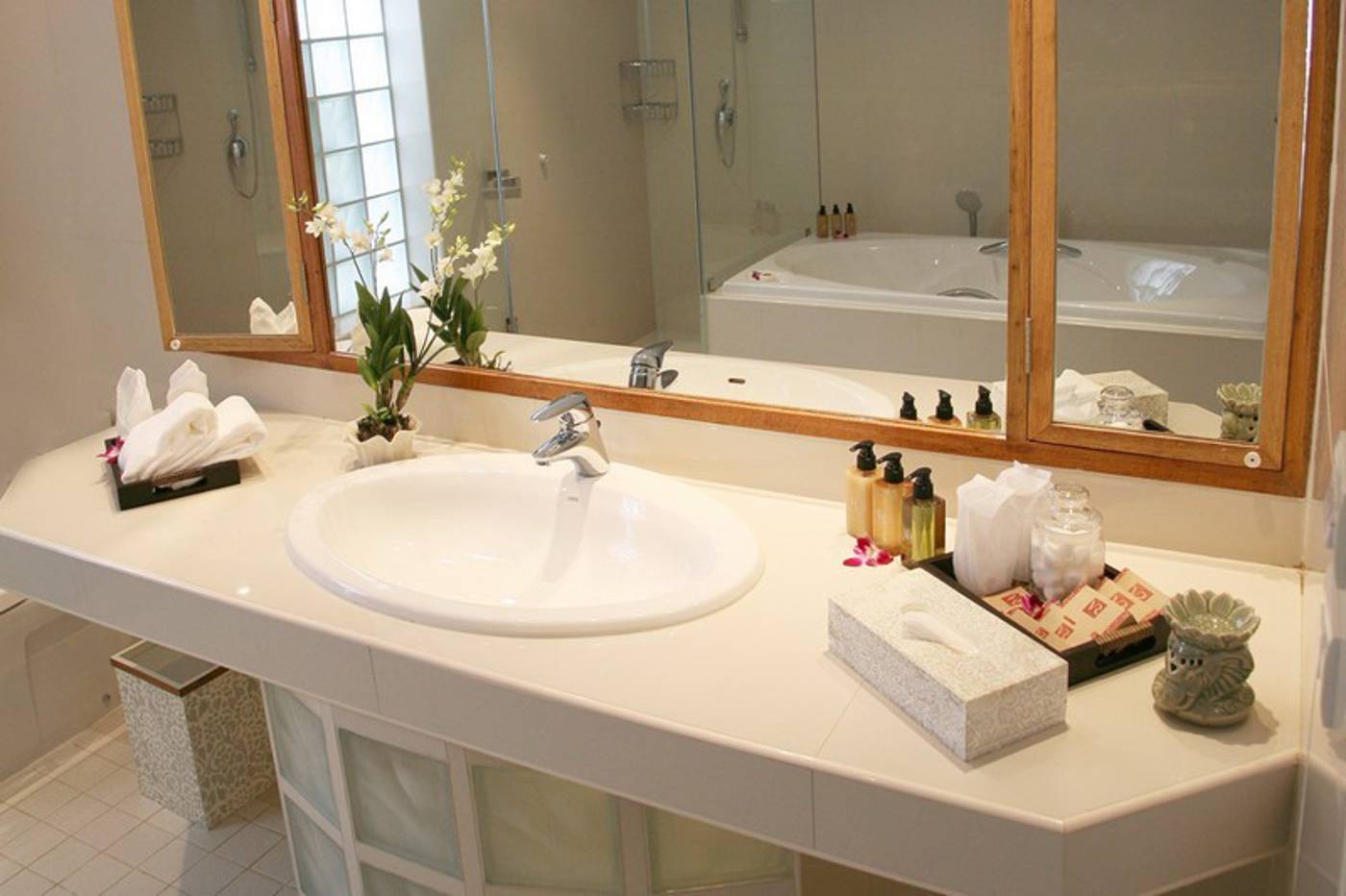 Mom-Tri-S-Villa-Royale-Room-56