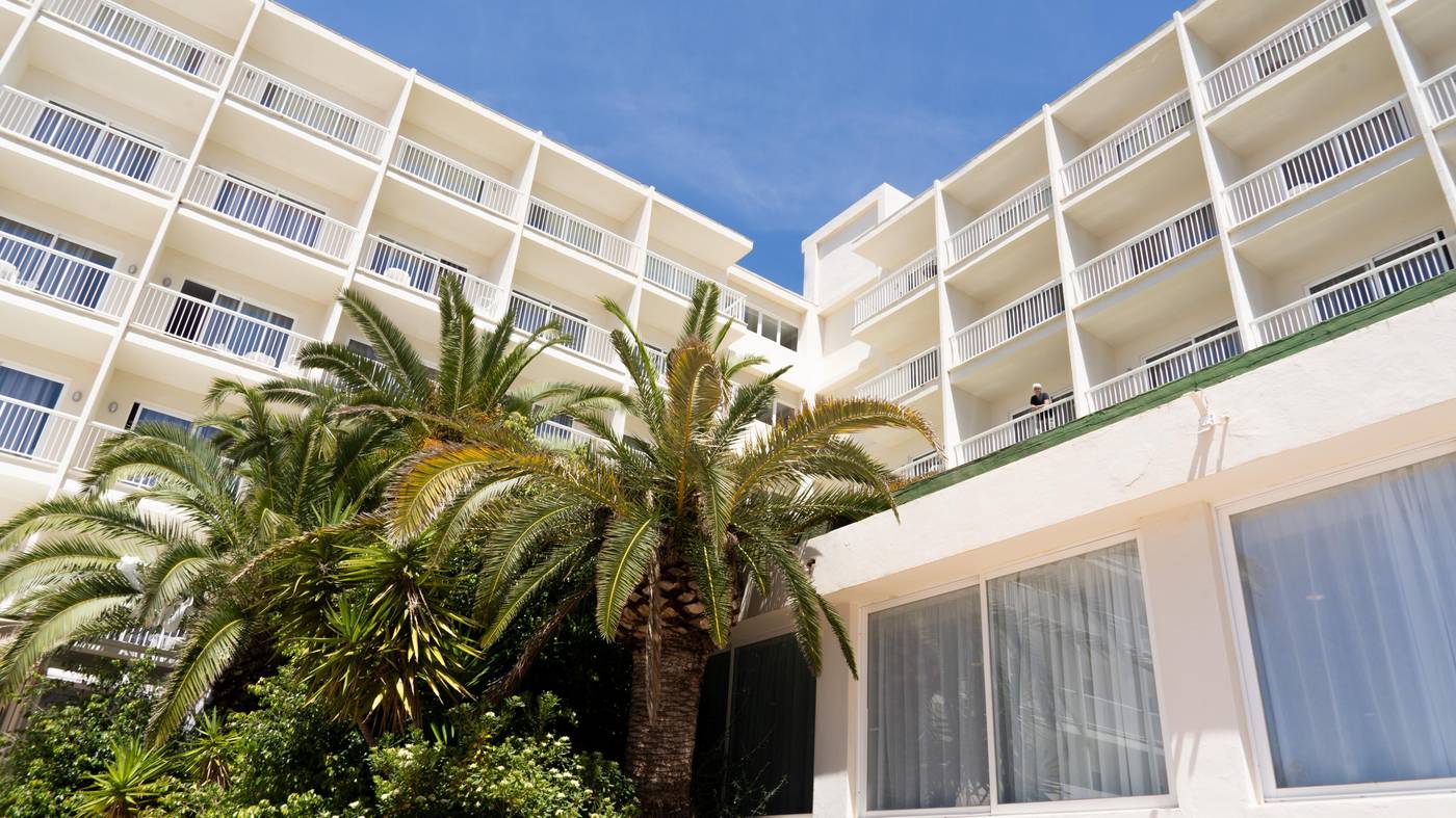 Moon Dreams Coral Beach