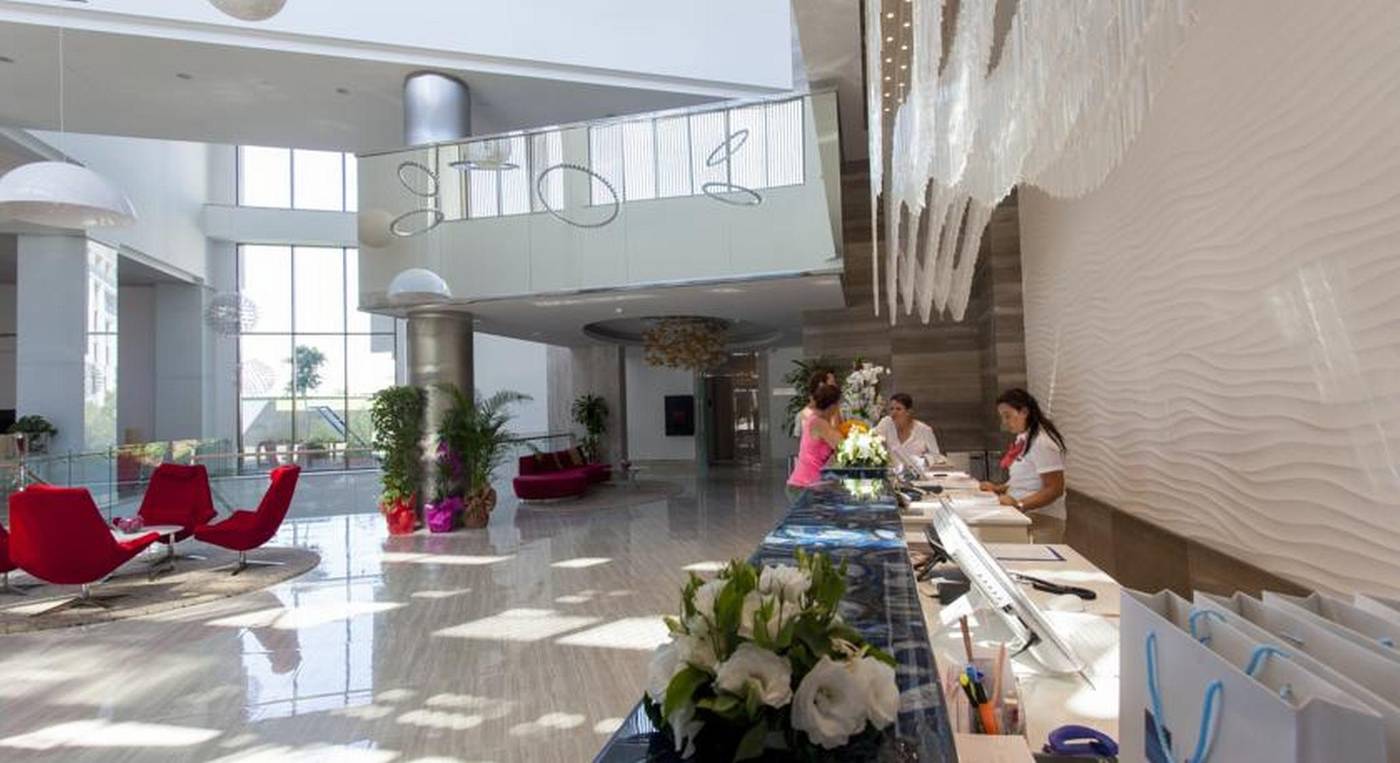 The-Sense-De-Luxe-Hotel-Lobby-45