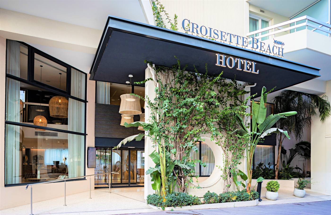 Hotel-Croisette-Beach-Cannes---Mgallery-General-view-13