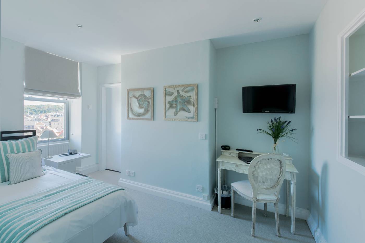 La-Fregate-Hotel-Room-12