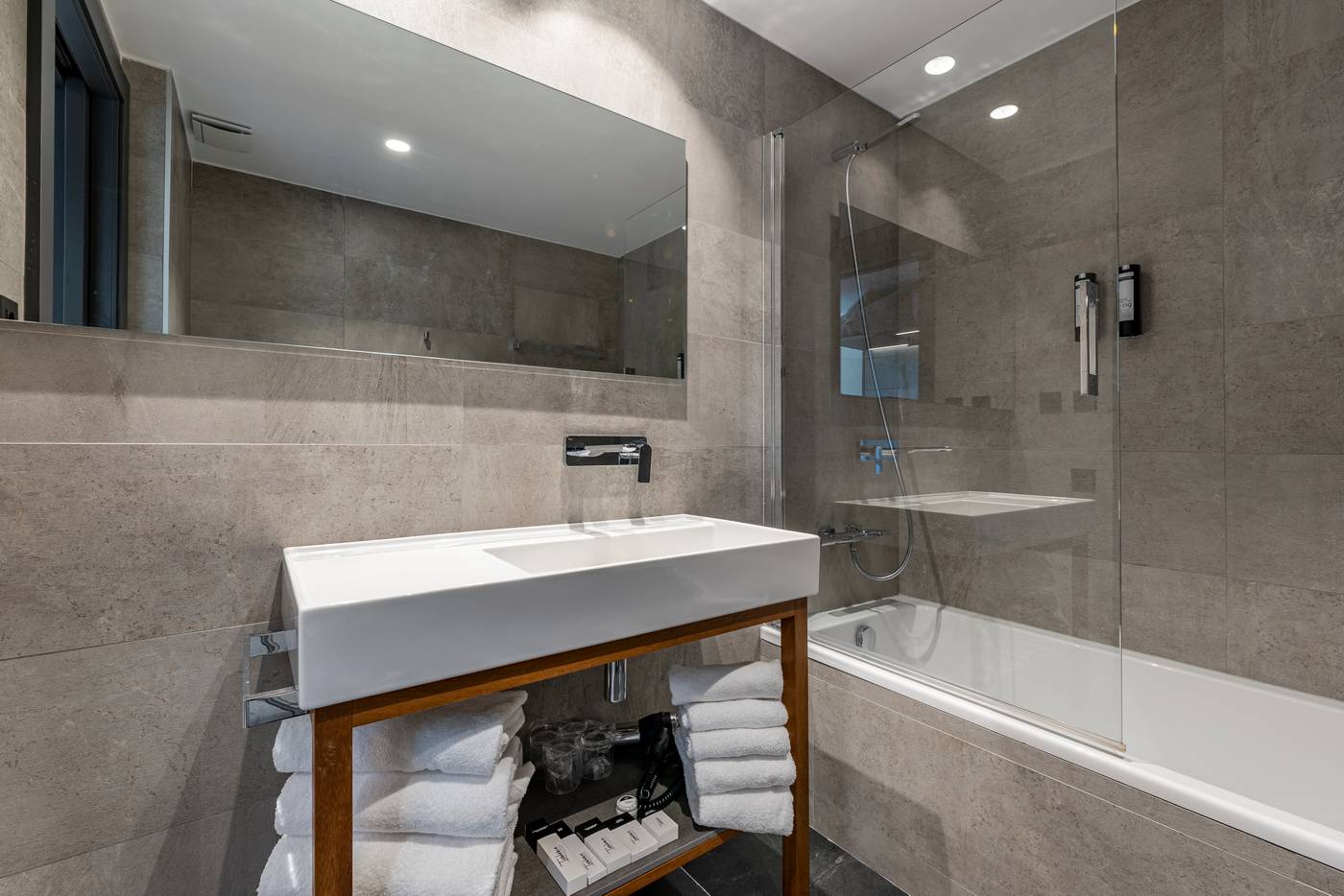 Hotel-Astari-Room-43