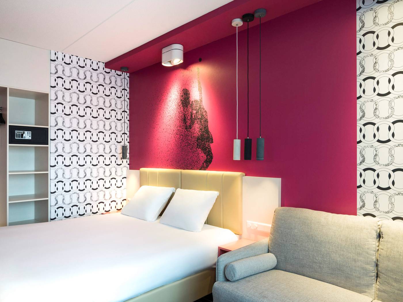 ibis-Styles-Haarlem-City-Room-23