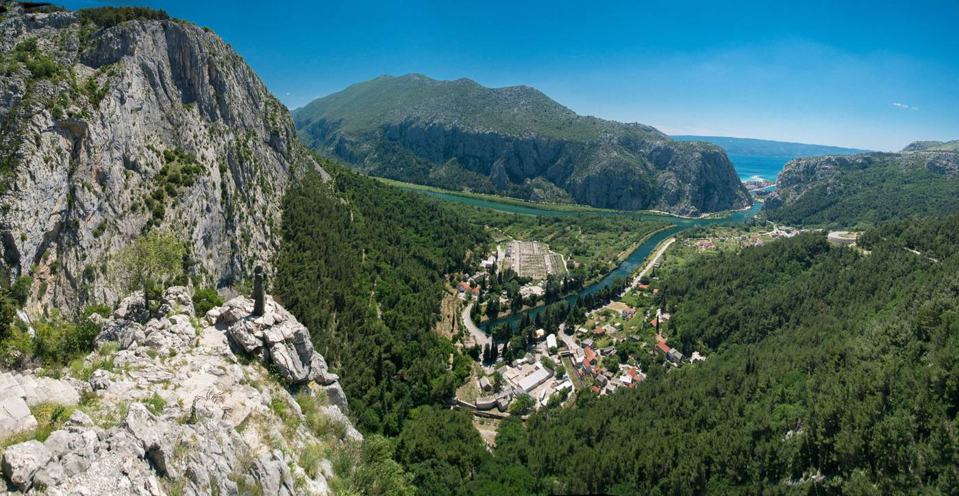 Villa-Dvor-General-view-47