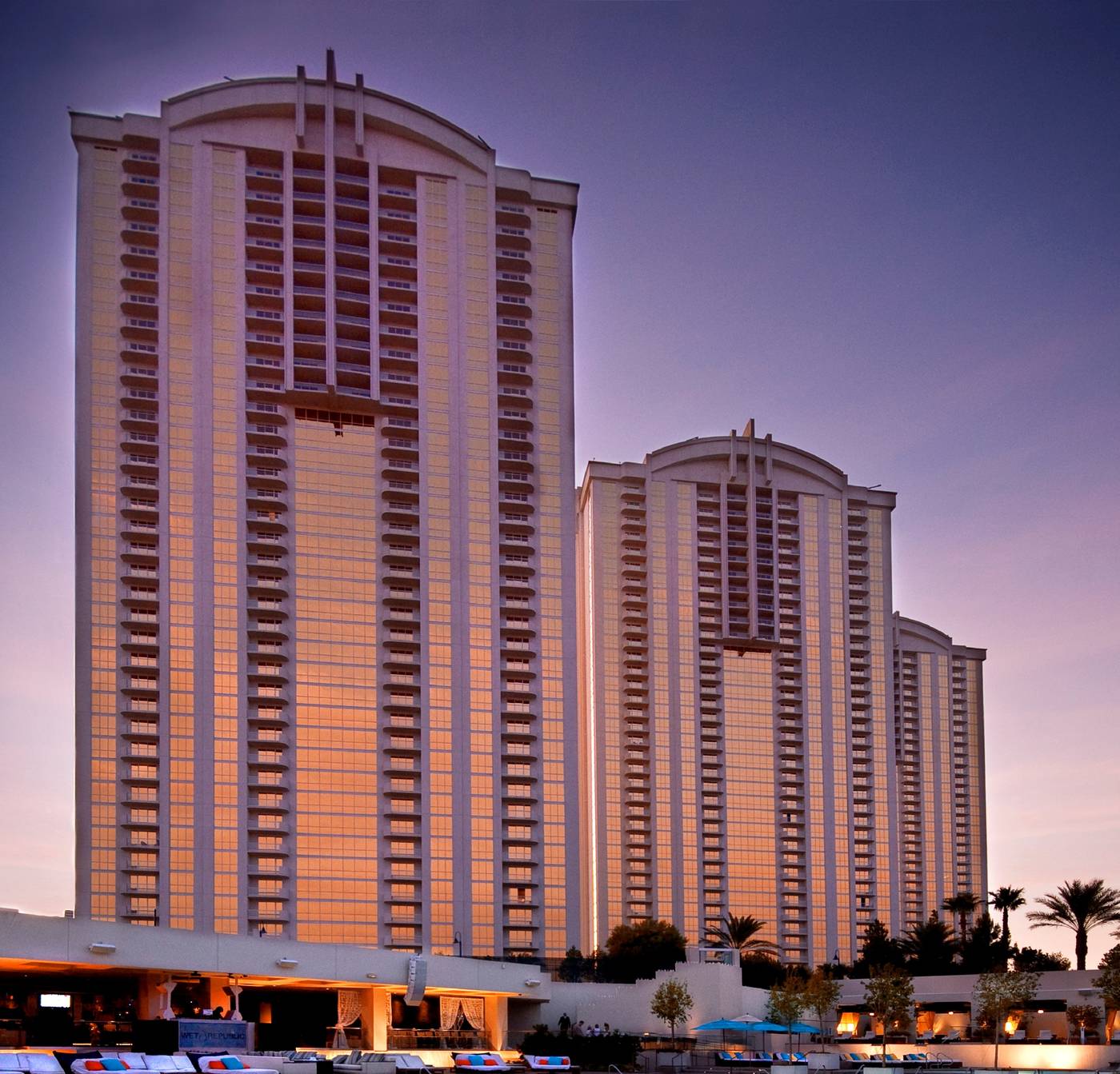 The-Signature-at-MGM-Grand-Hotel-General-view-10