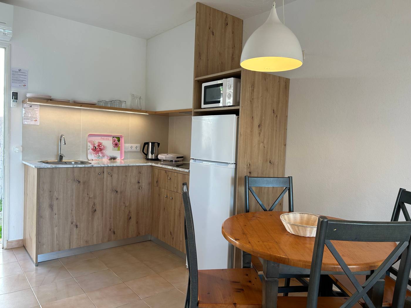 Nure-Mar-y-Mar-Room-26