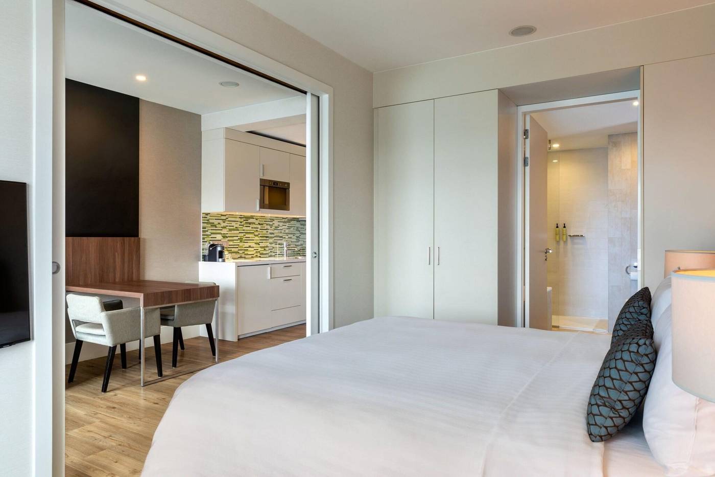 Element-Amsterdam-Room-27