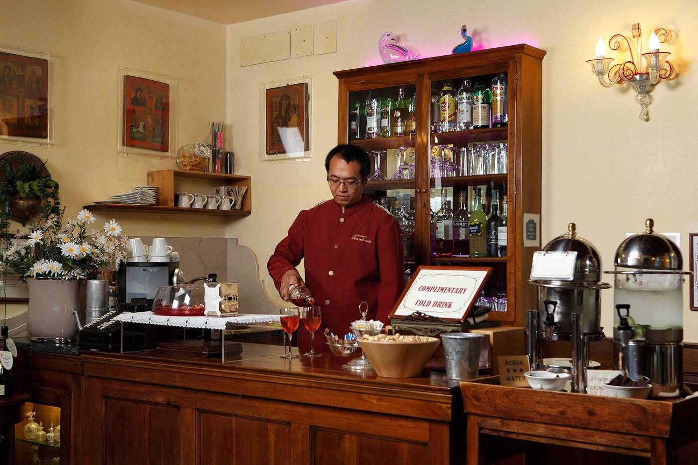 Pensione-Accademia---Villa-Maravege-Bar-15