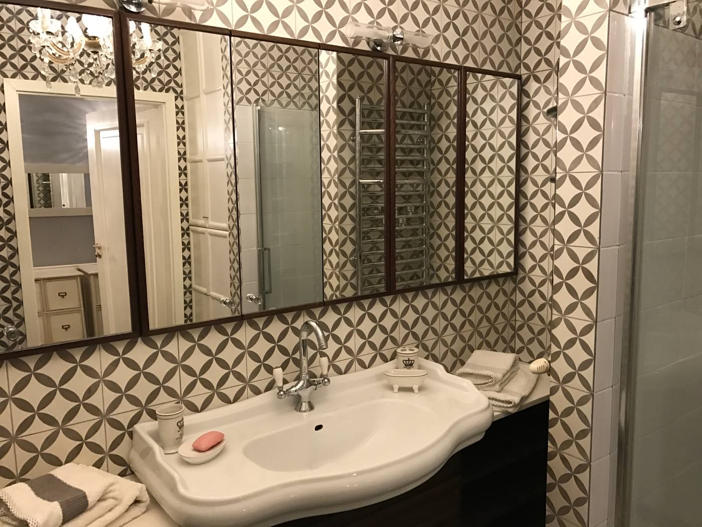 7-Koron-Apartments-Room-57