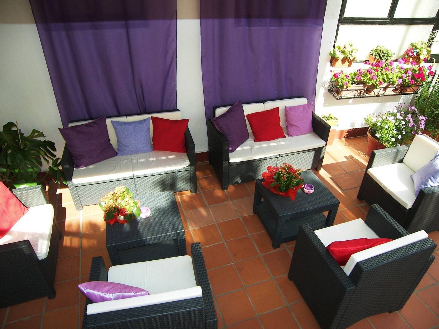 Villa-Fiorita-Lobby-34