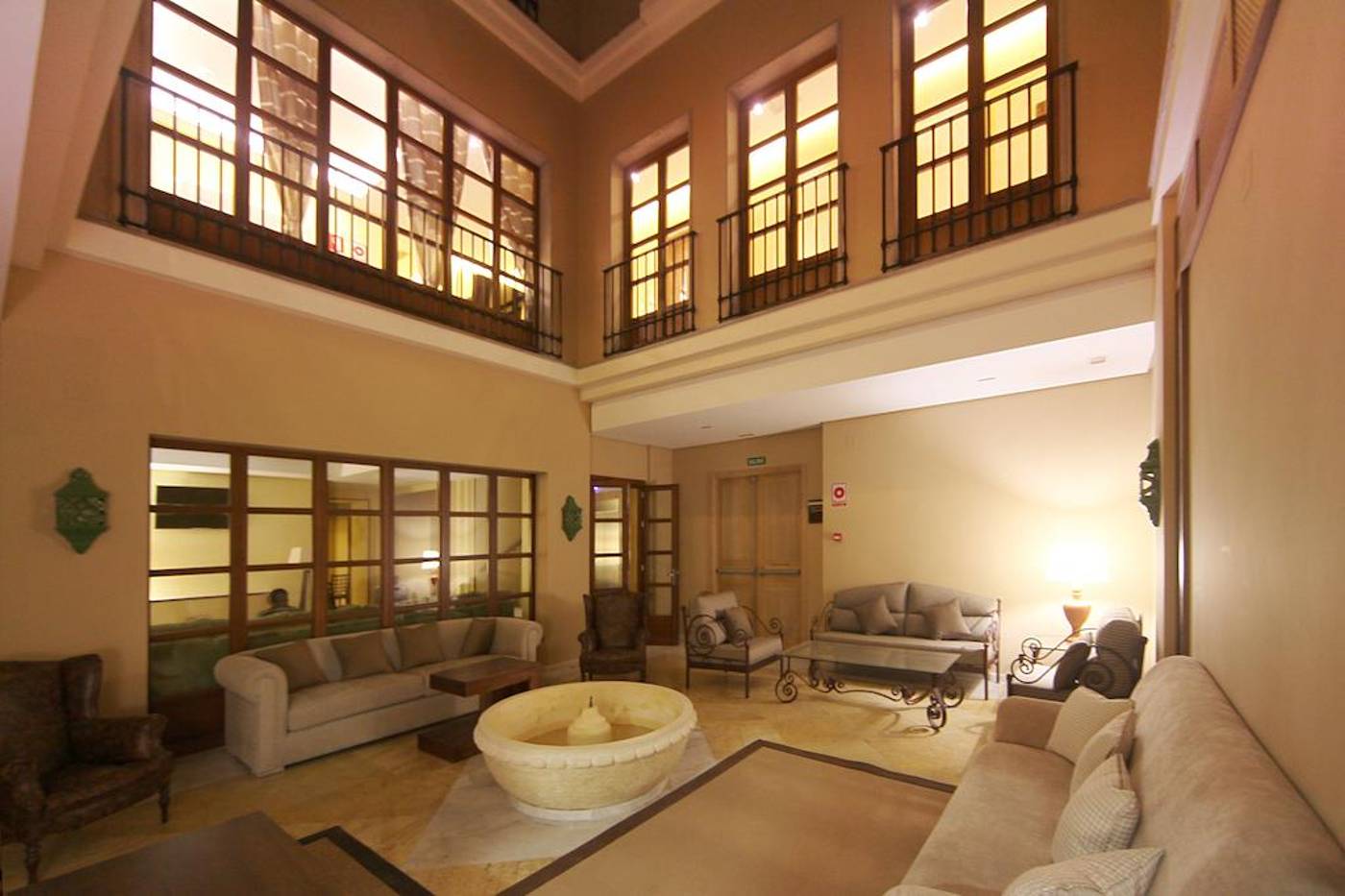 Hotel-Casa-Consistorial-Lobby-25