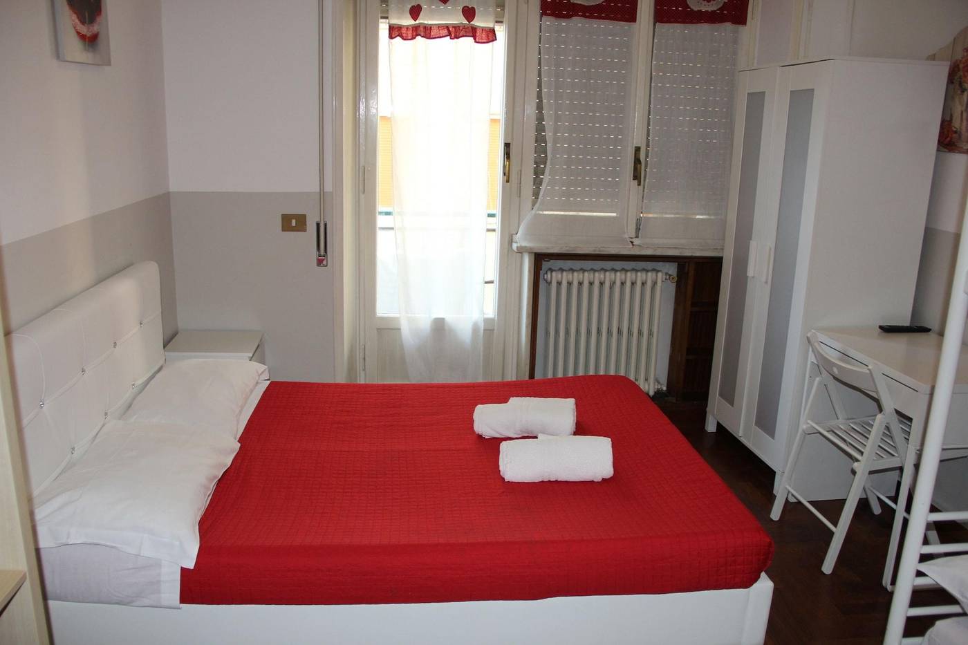 Domus-Vatican-Holidays-Room-2