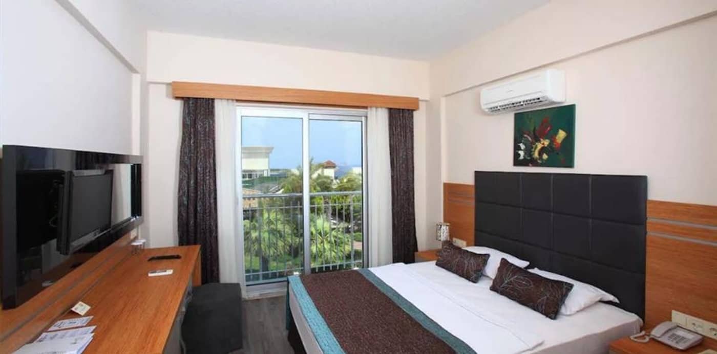 Golden-Age-Room-19