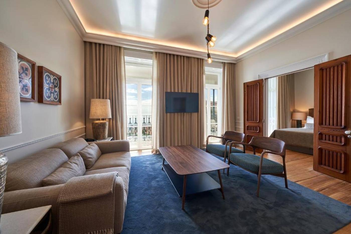 Les-Suites-at-The-Cliff-Bay-Room-15