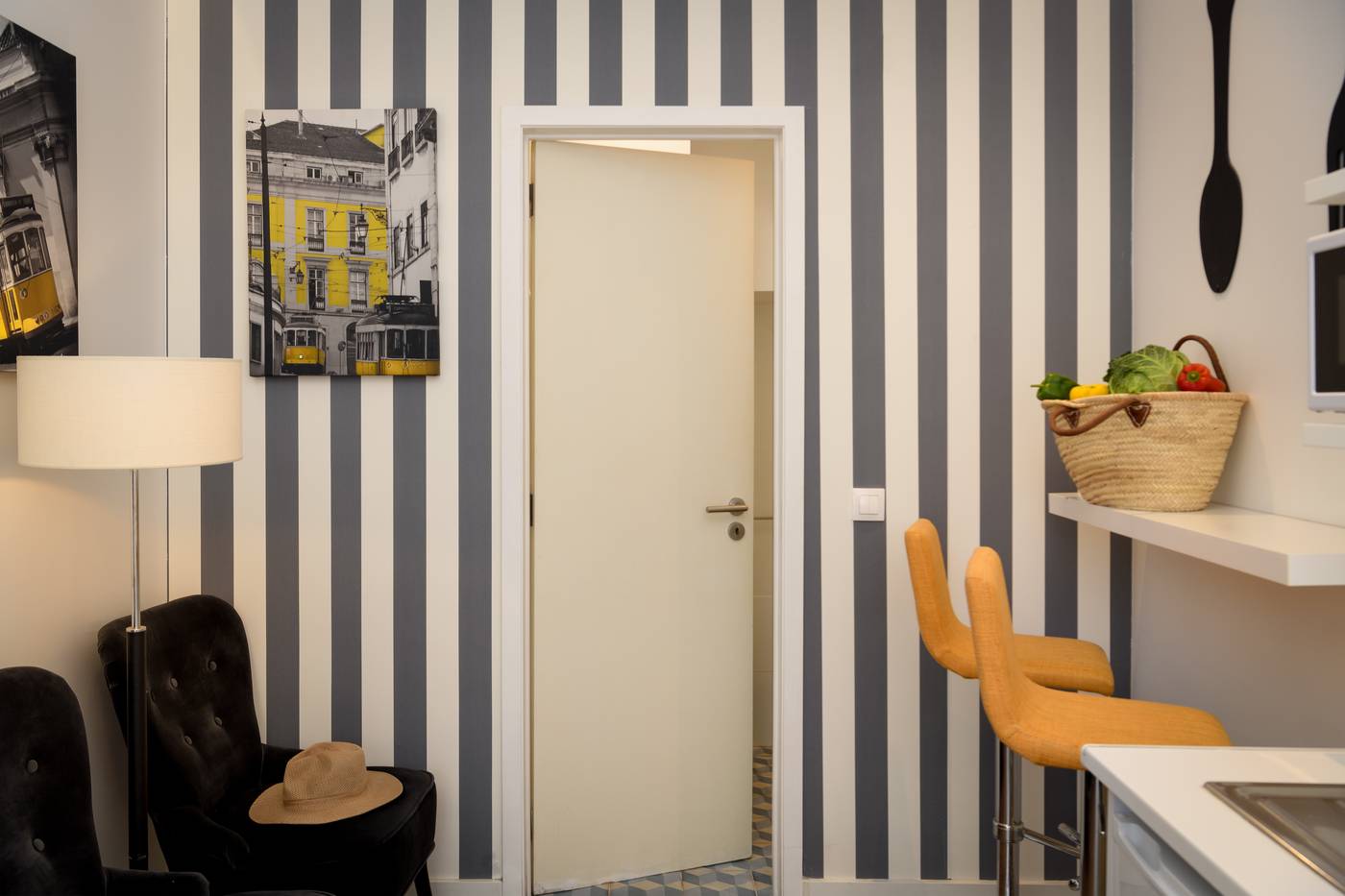 Alfama-Yellow-House-Room-19