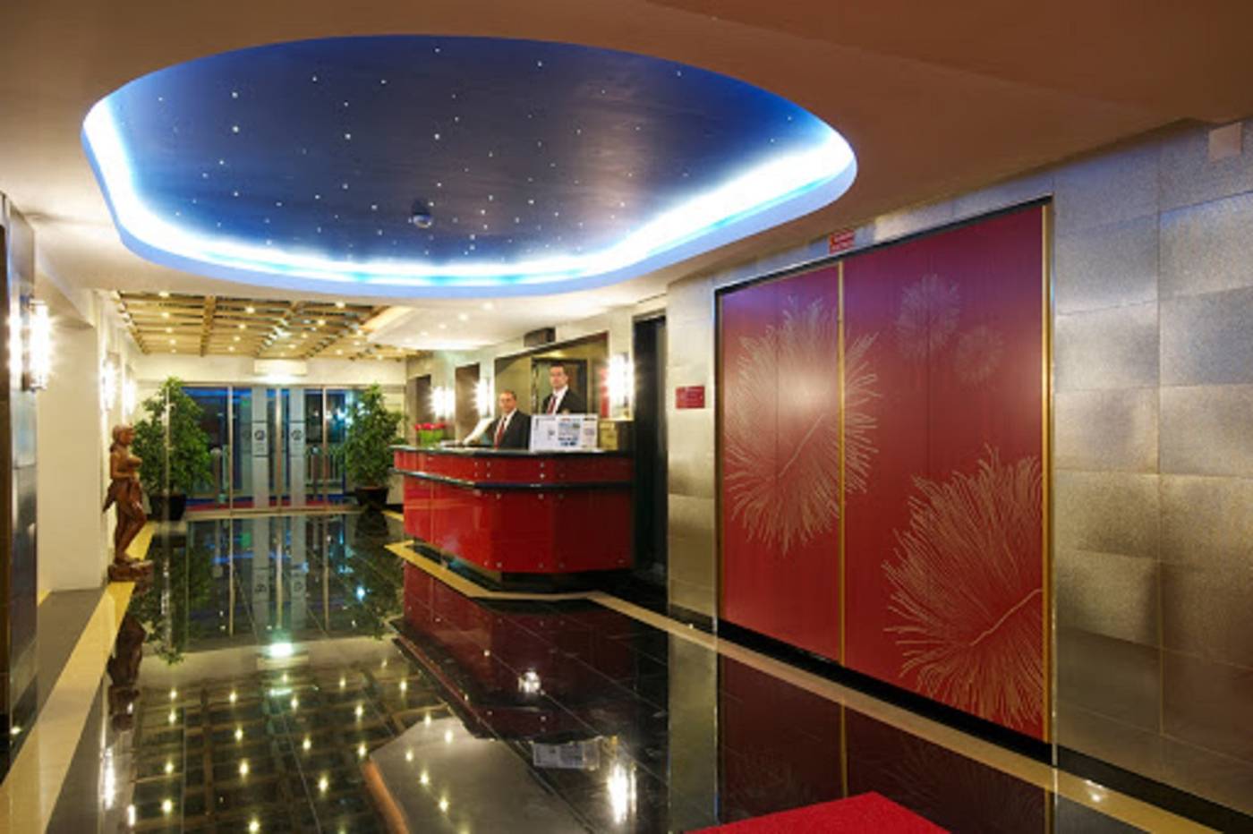 Tropical-Sol-Lobby-17