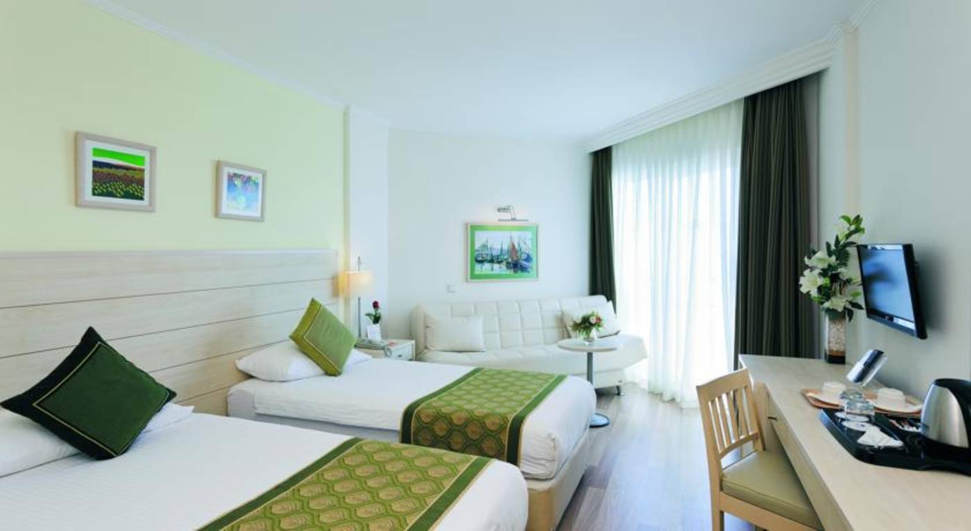 Febeach-Hotel-Side-Room-13