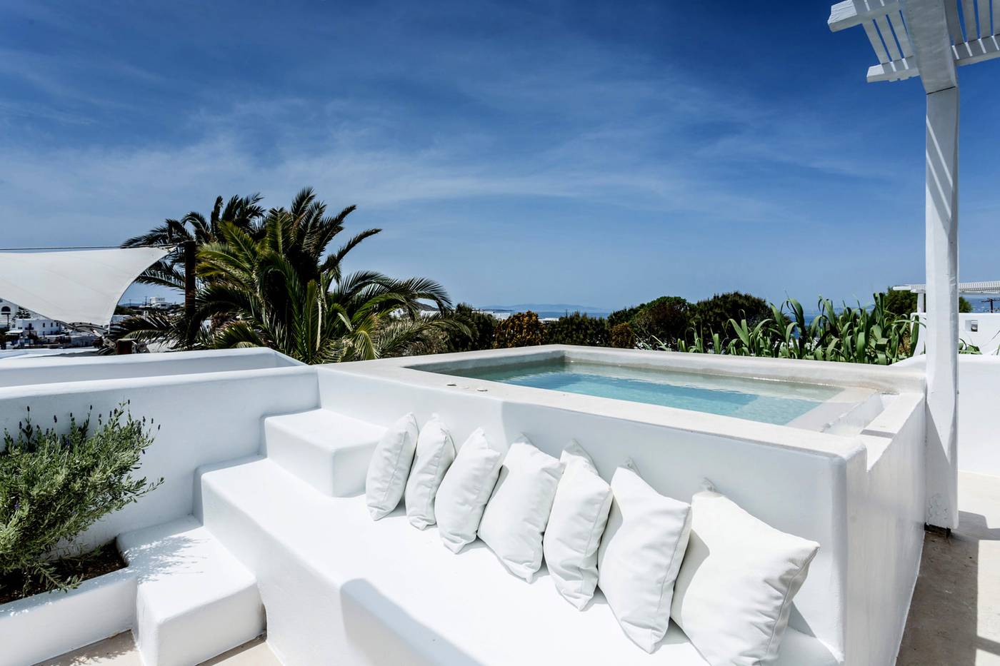 Ostraco-Luxury-Suites-Room-2