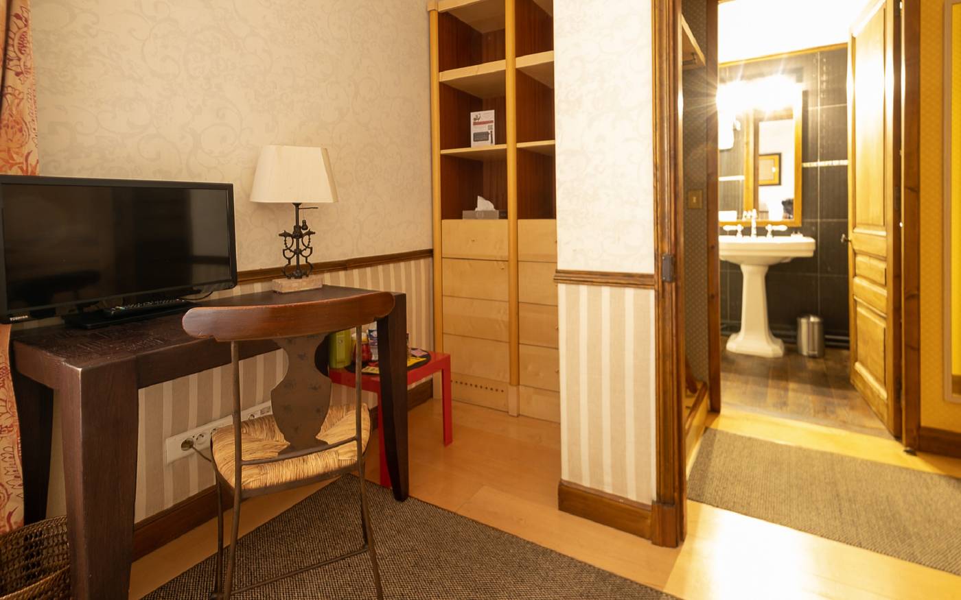Le-Relais-Monceau-Room-29