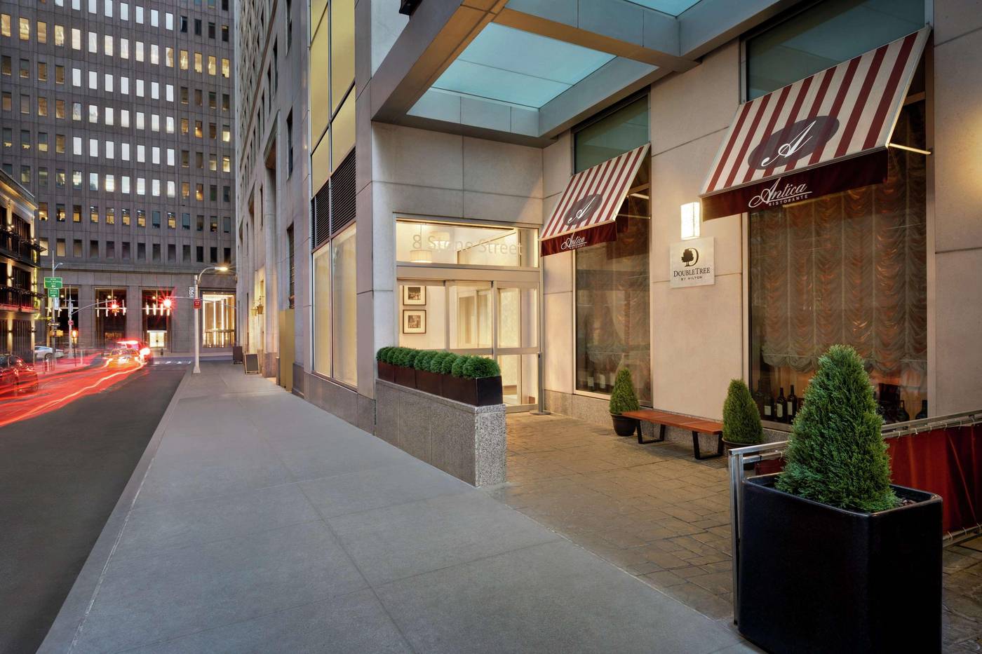 DoubleTree-by-Hilton-New-York-Downtown-General-view-29