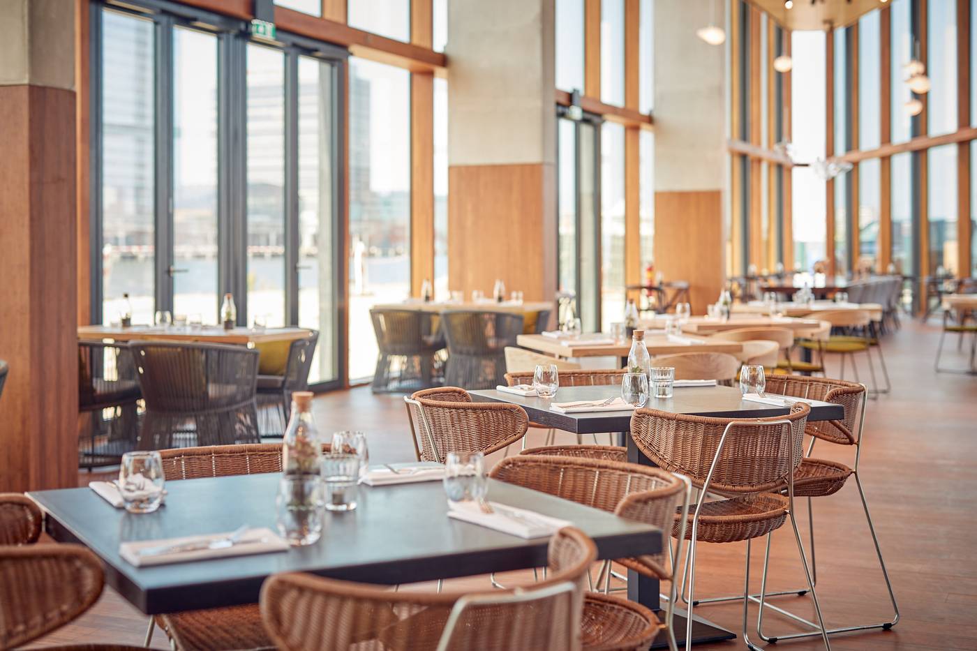 Hotel-Jakarta-Amsterdam-Restaurant-48