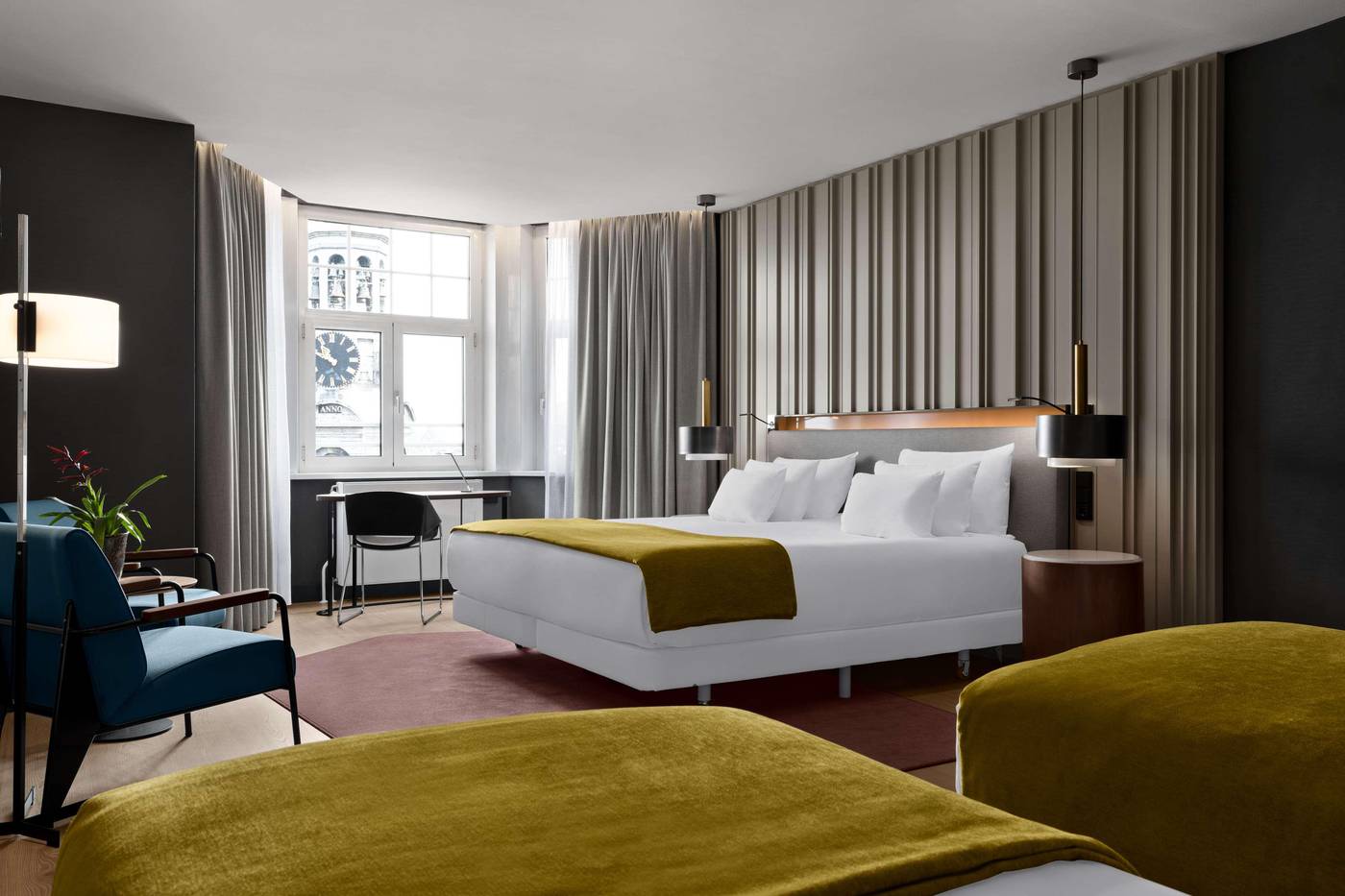 NH-Collection-Amsterdam-Flower-Market-Room-20