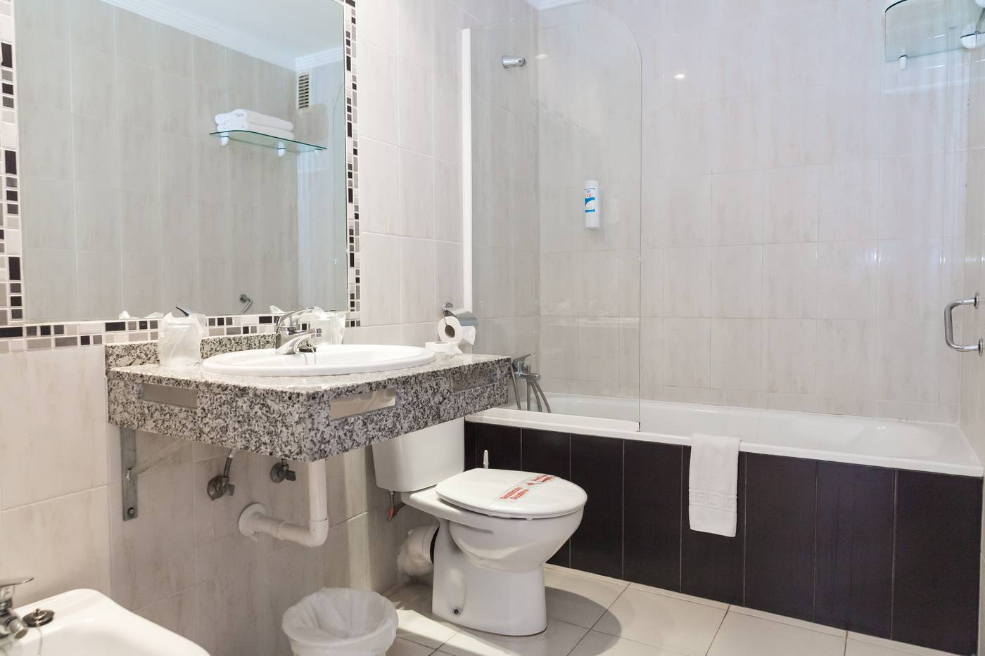 Alua-Sun-Marbella-Park-Room-48