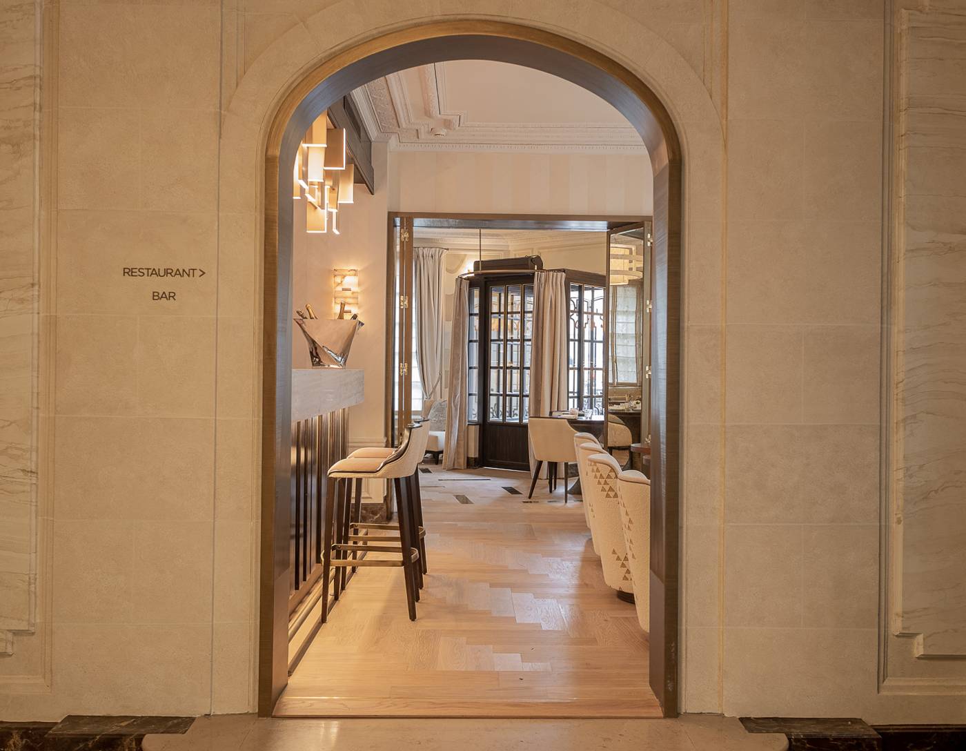 Hotel-Elysia-By-Inwood-Hotels-Lobby-3