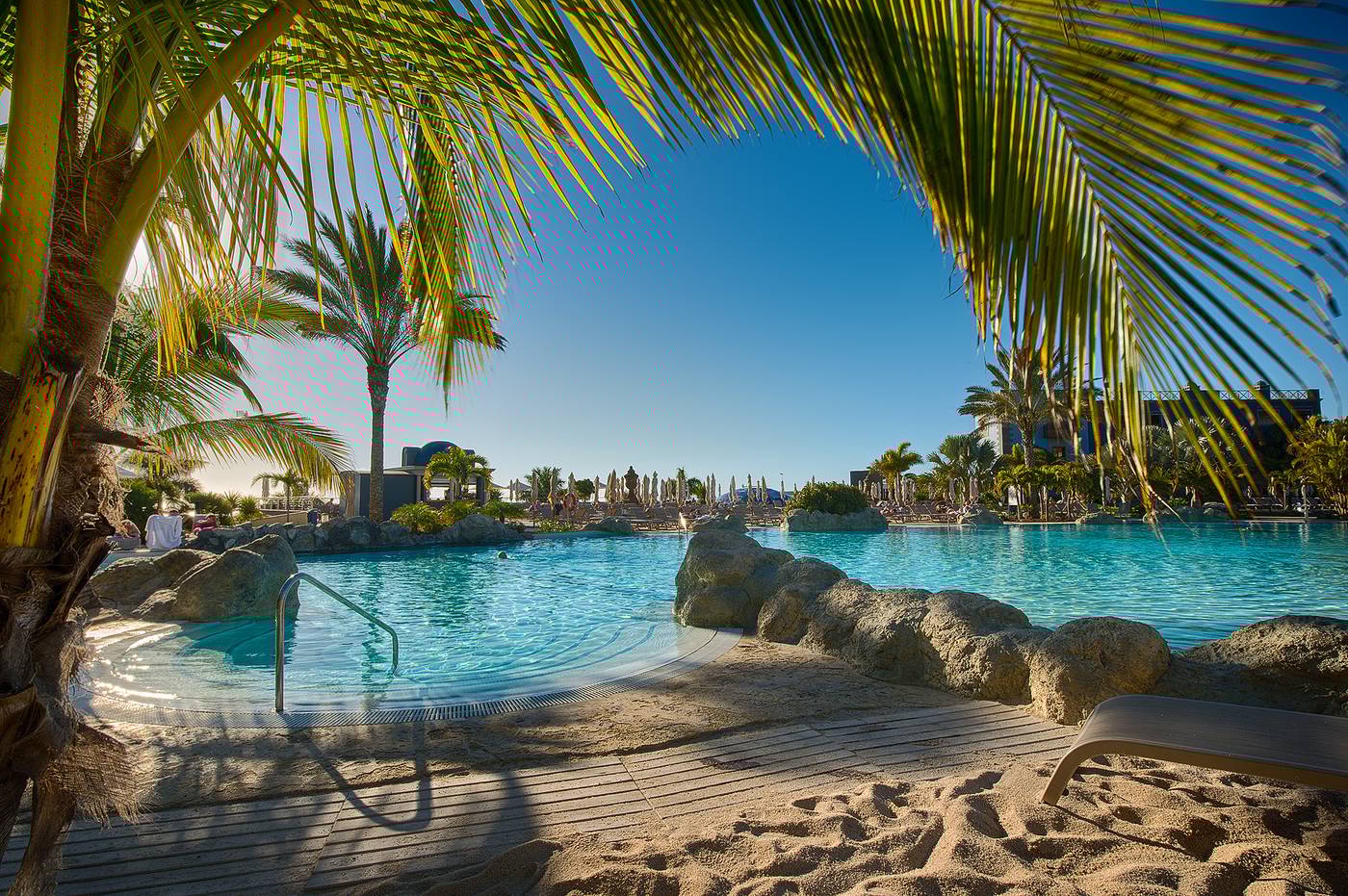 Lopesan-Villa-del-Conde-Resort-and-Thalasso-Pool-6