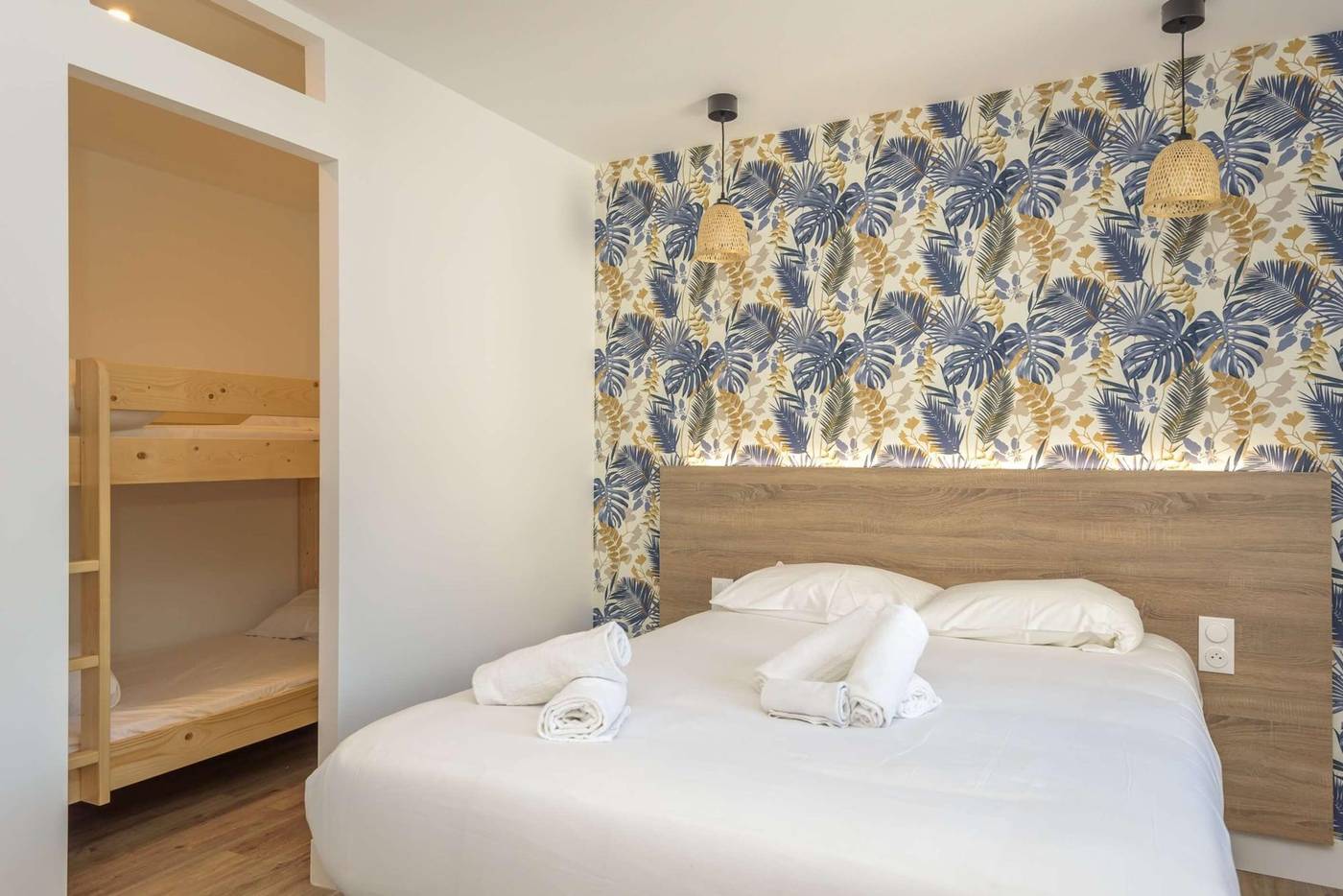 KYRIAD DIRECT TOULON OUEST - La Seyne sur Mer-France-La Seyne-sur-Mer-Room-6