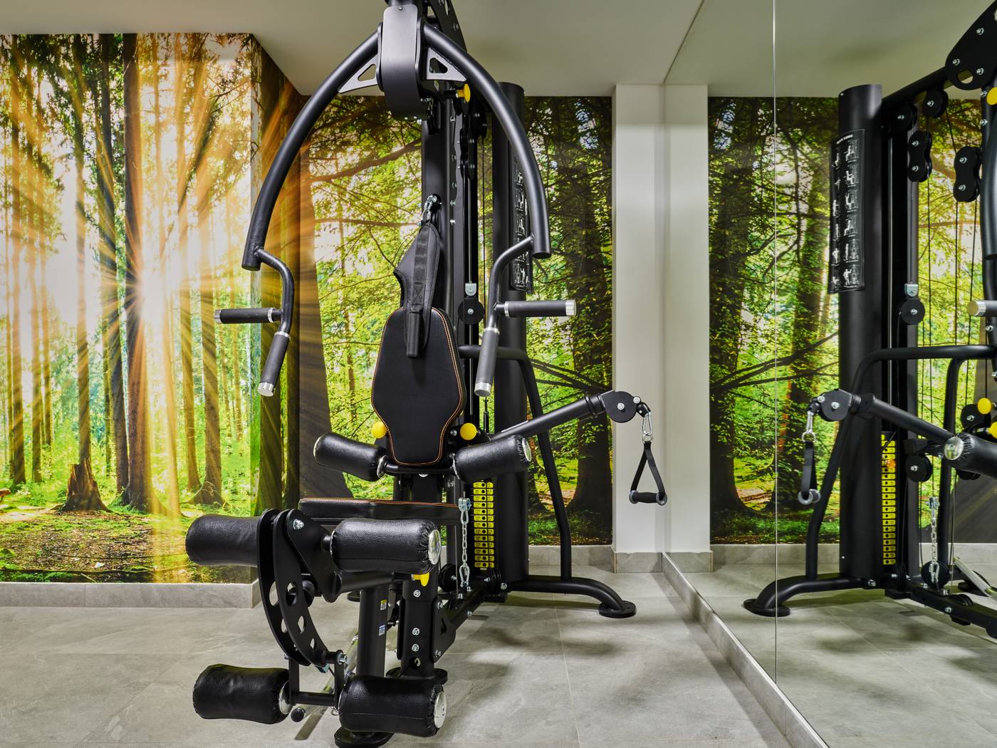 1891-Garni-Hotel-Sports-and-Entertainment-28