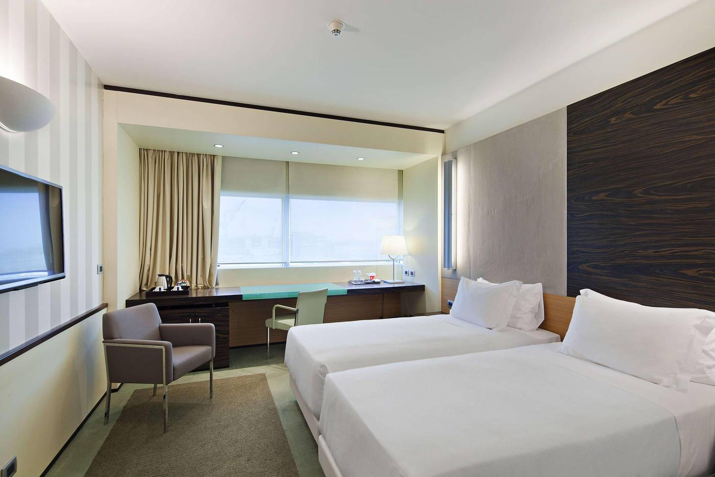 NH-Venezia-Laguna-Palace-Room-22