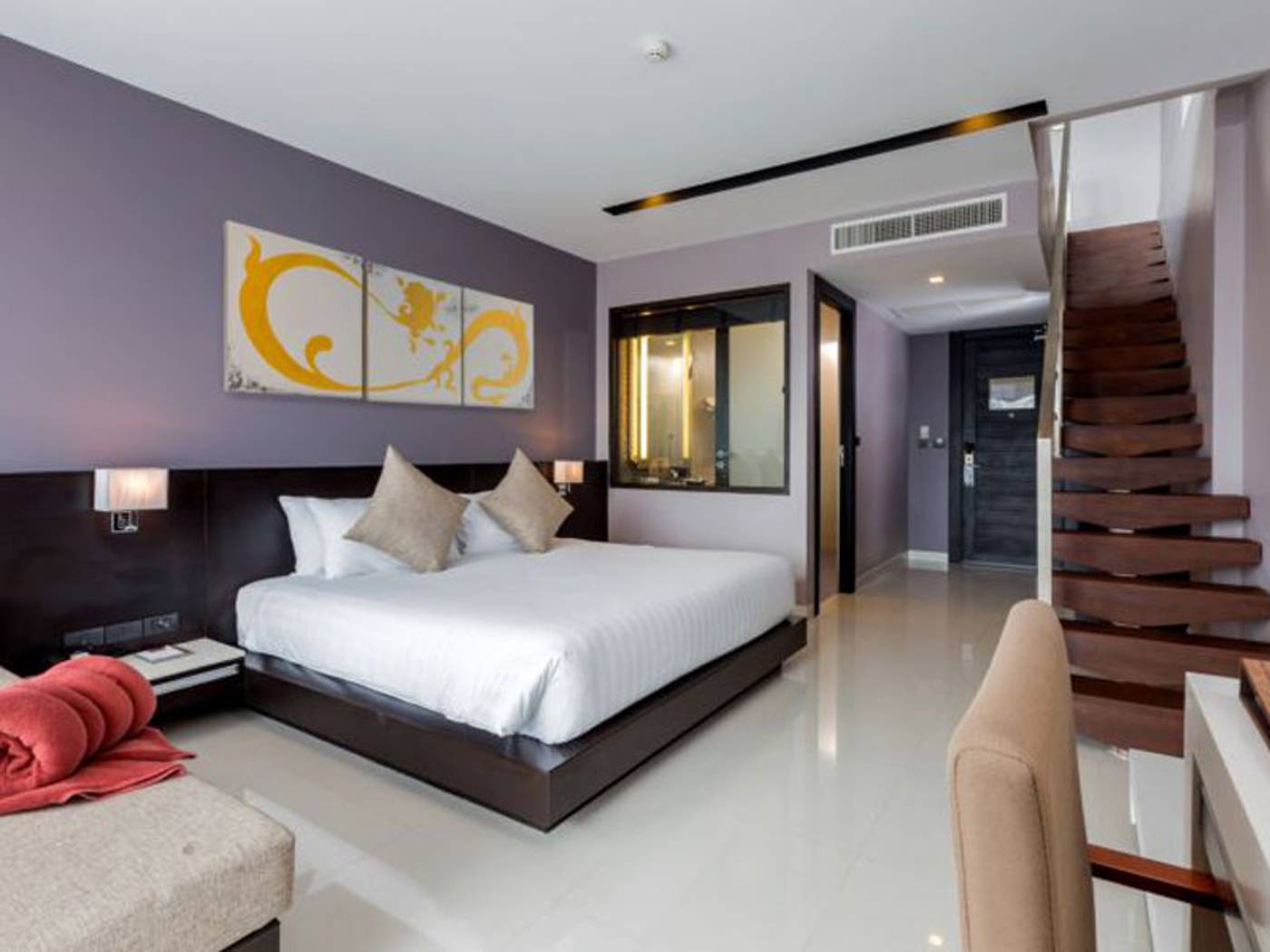The-Charm-Resort-Phuket-Room-39