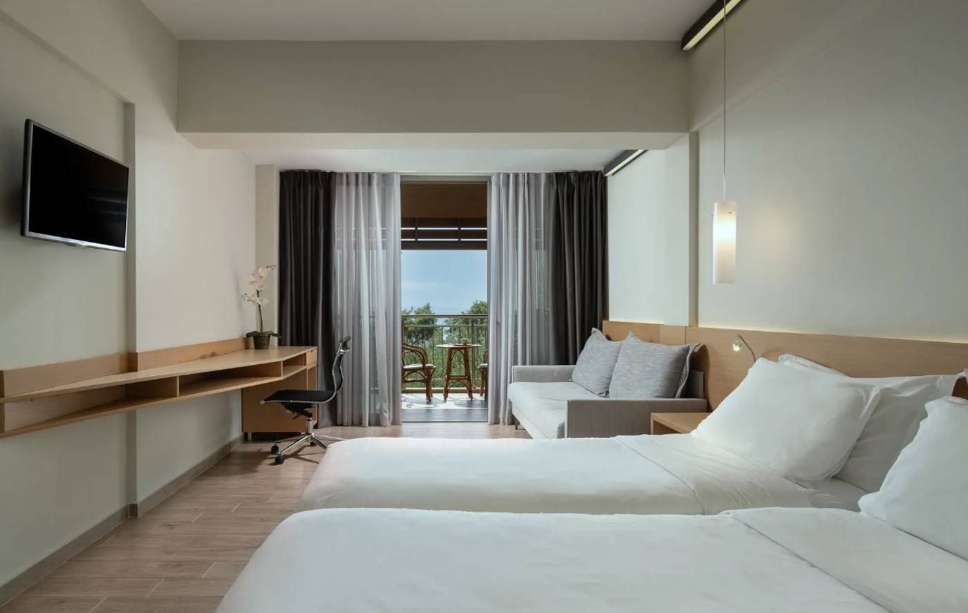 Blue-Dolphin-Room-20