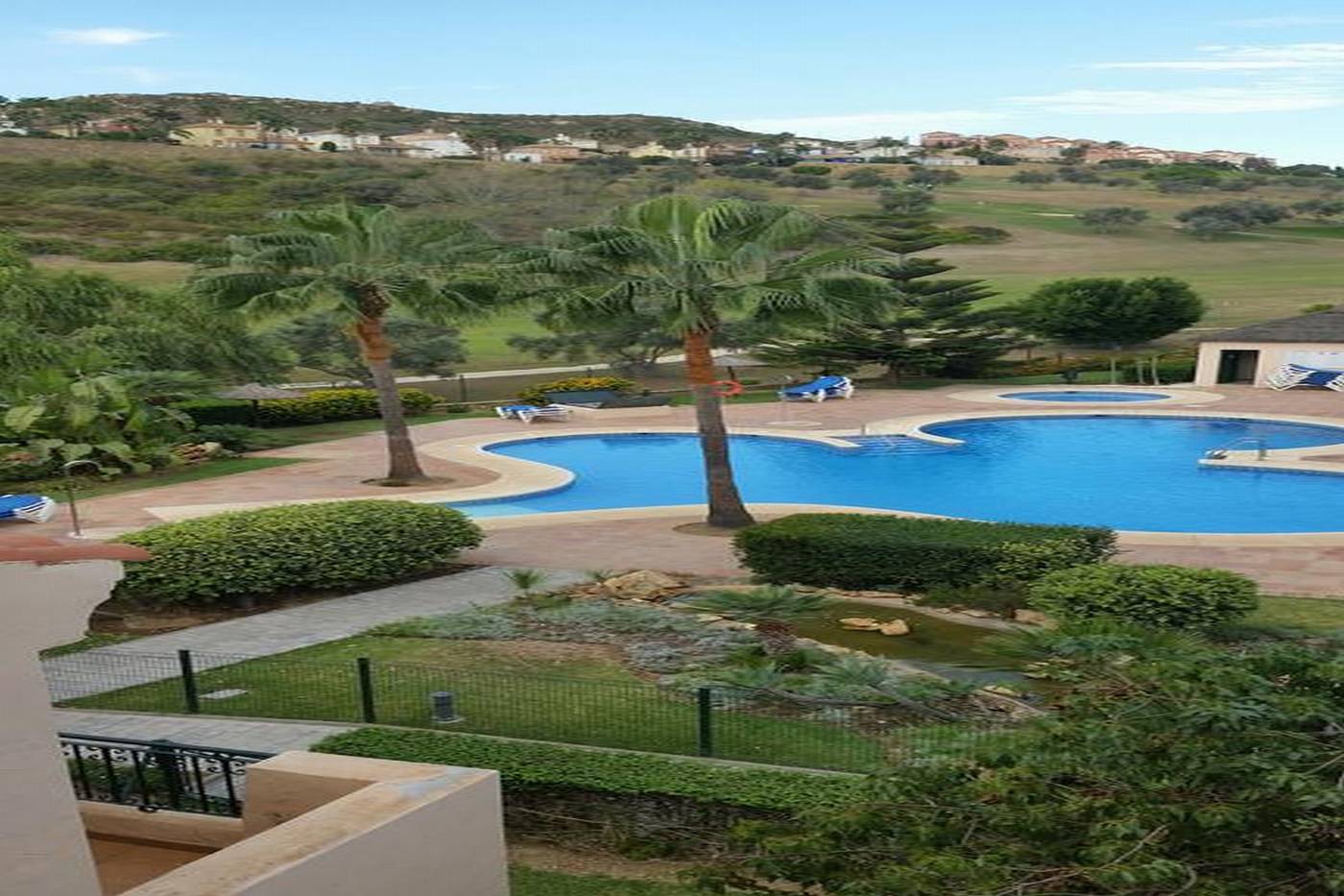 La-Almadraba-Apartments-Pool-4