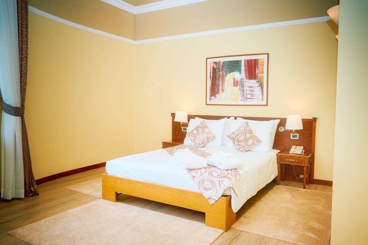 Hotel-Bristol-Room-15