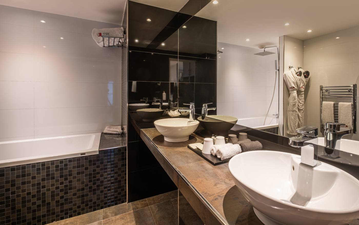 L-Empire-Paris-Room-37